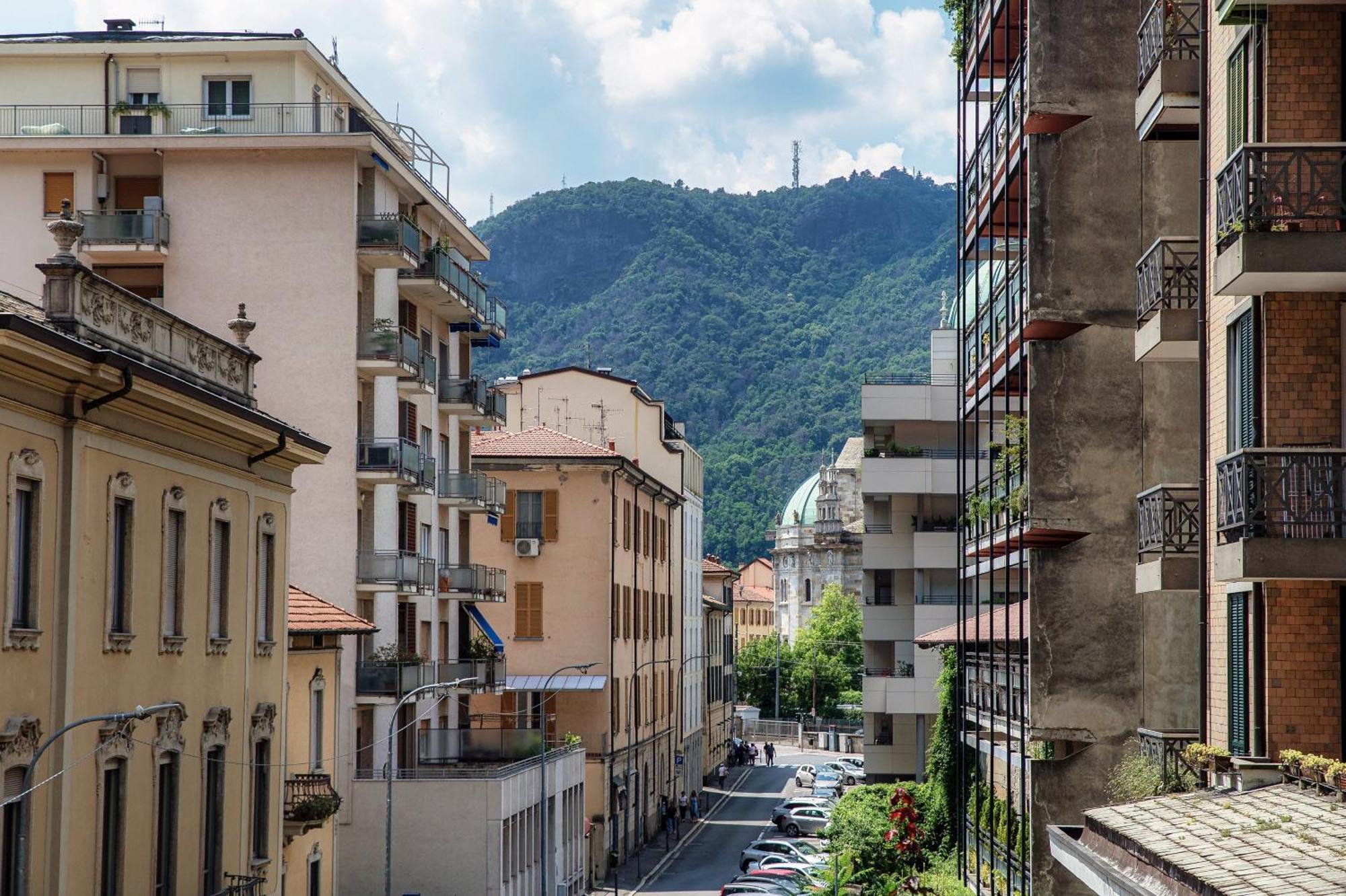 Rezzonico Suites - By Myhomeincomo Kültér fotó